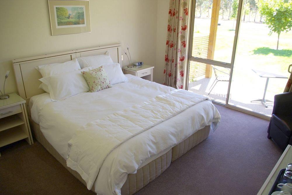 Maple Lodge Luxury Bed & Breakfast Albert Town Kültér fotó