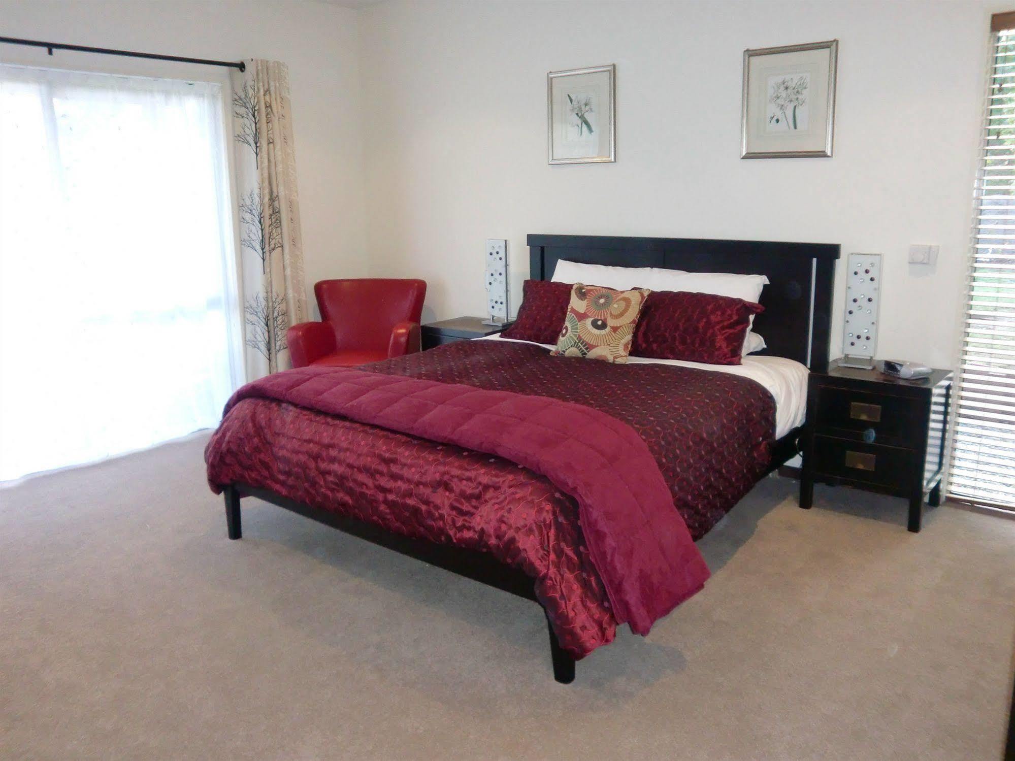 Maple Lodge Luxury Bed & Breakfast Albert Town Kültér fotó