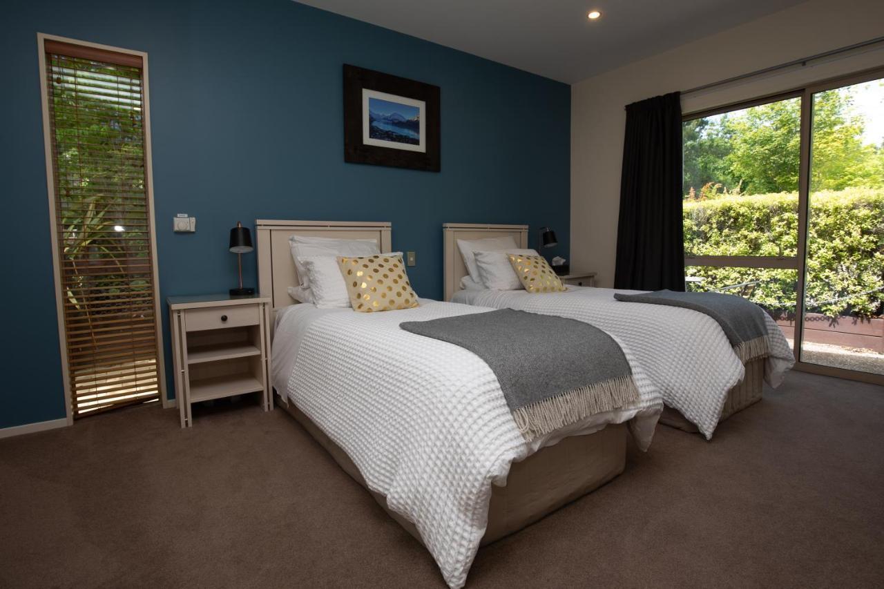 Maple Lodge Luxury Bed & Breakfast Albert Town Kültér fotó